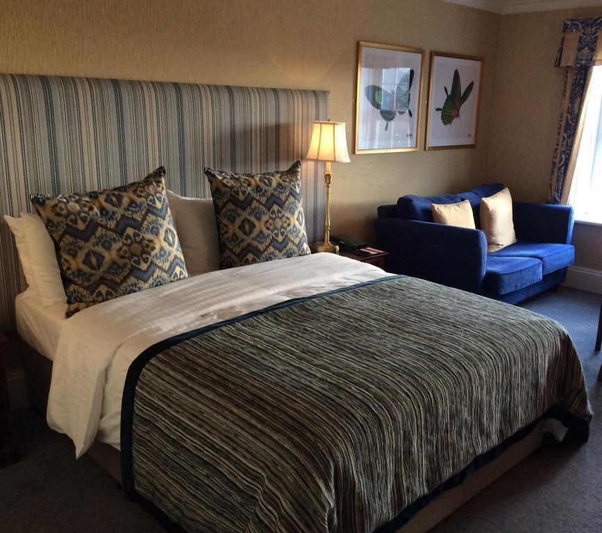 New House Country Hotel Cardiff