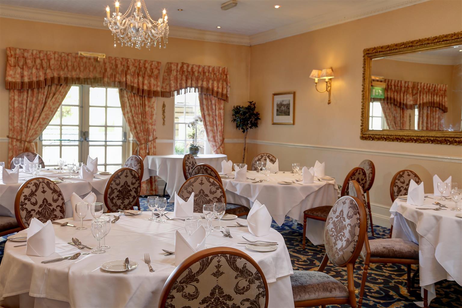 New House Country 4* Cardiff